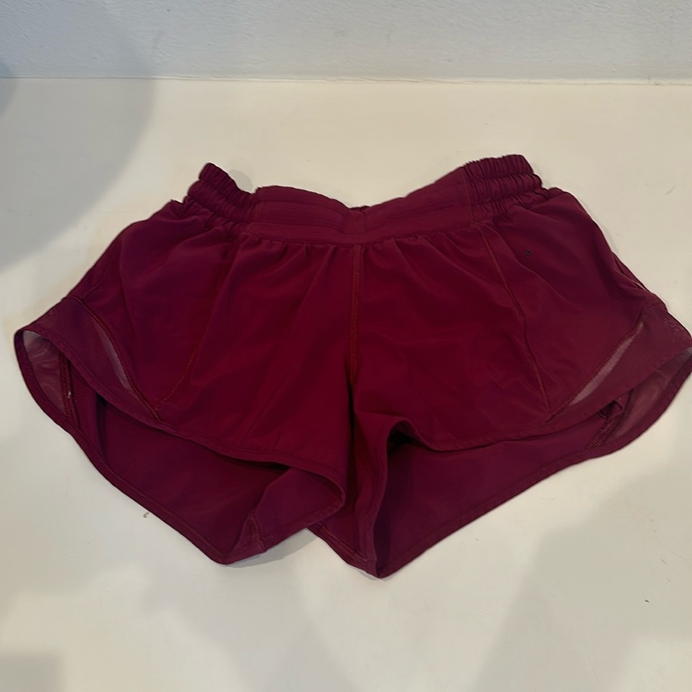 Lululemon Hotty Hot Low Rise Short